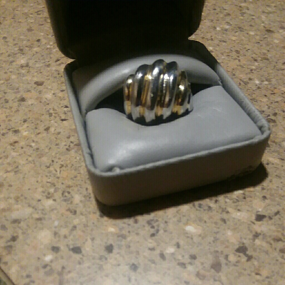Vintage sterling silver and 18k gold shell ring